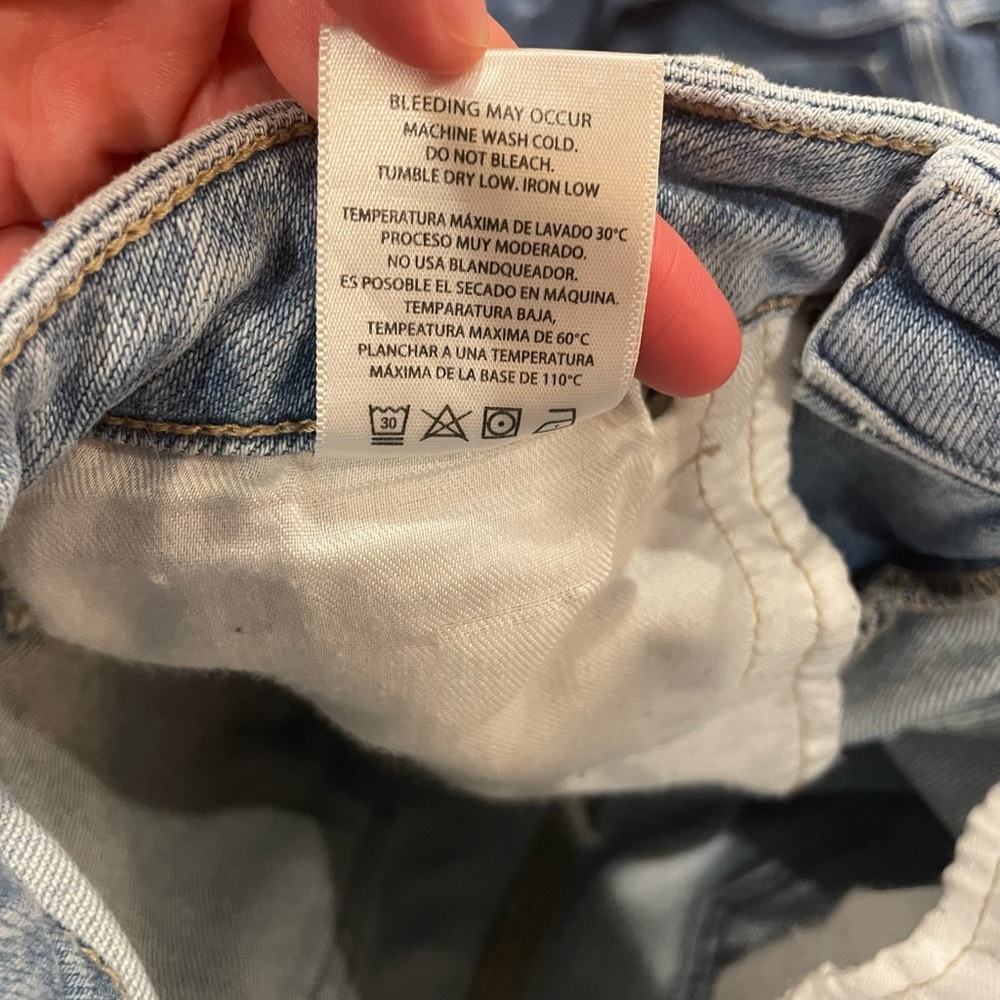 Women's Light Blue Jeans - Picture 4 of 4